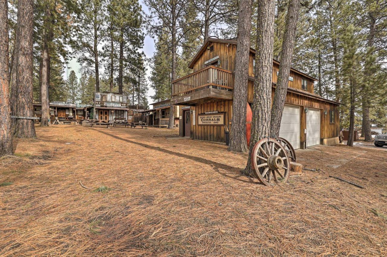 Rustic Western Home Walk To Winchester Lake! Exterior photo